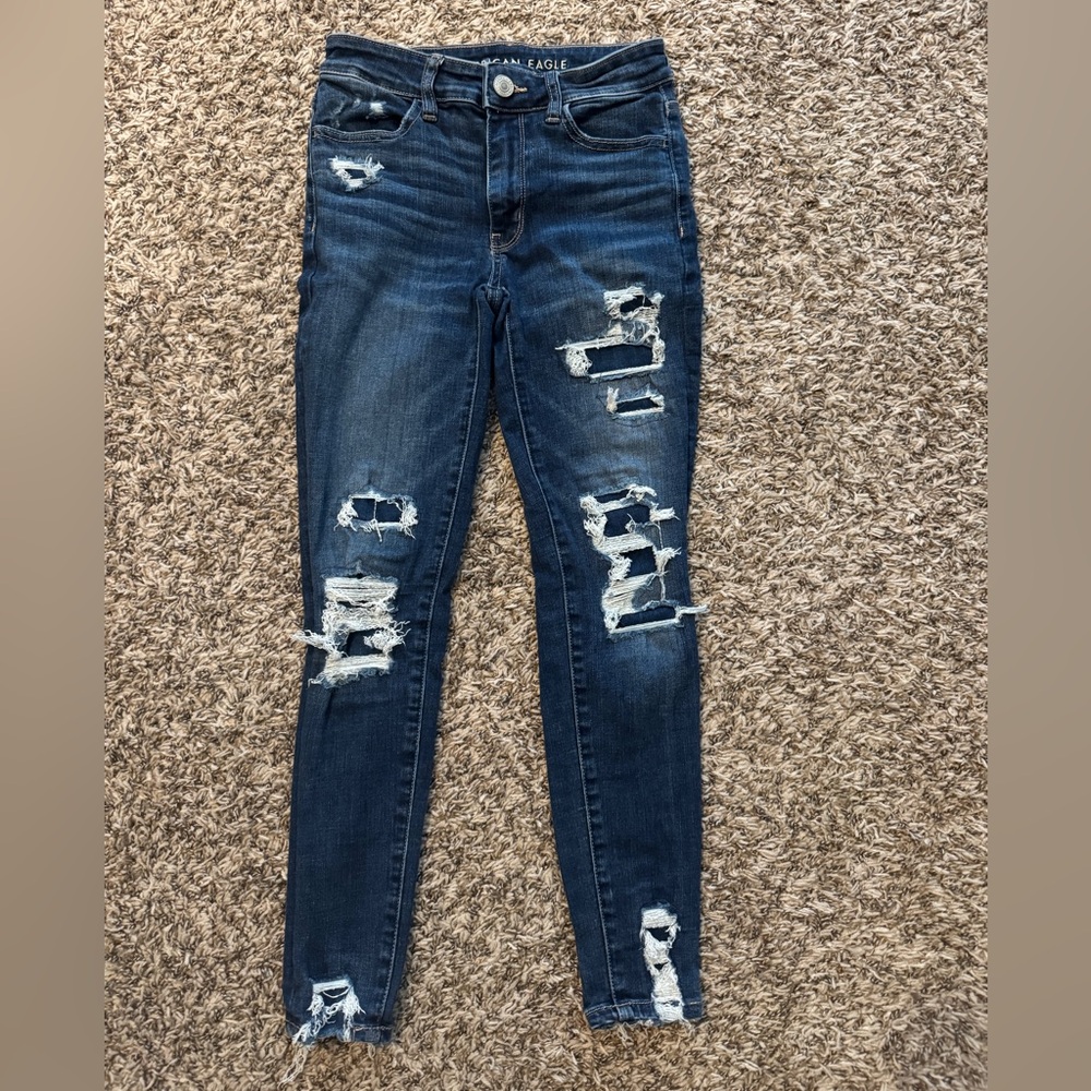 American Eagle Outfitters Women's Distressed Dark Blue Skinny Jeans